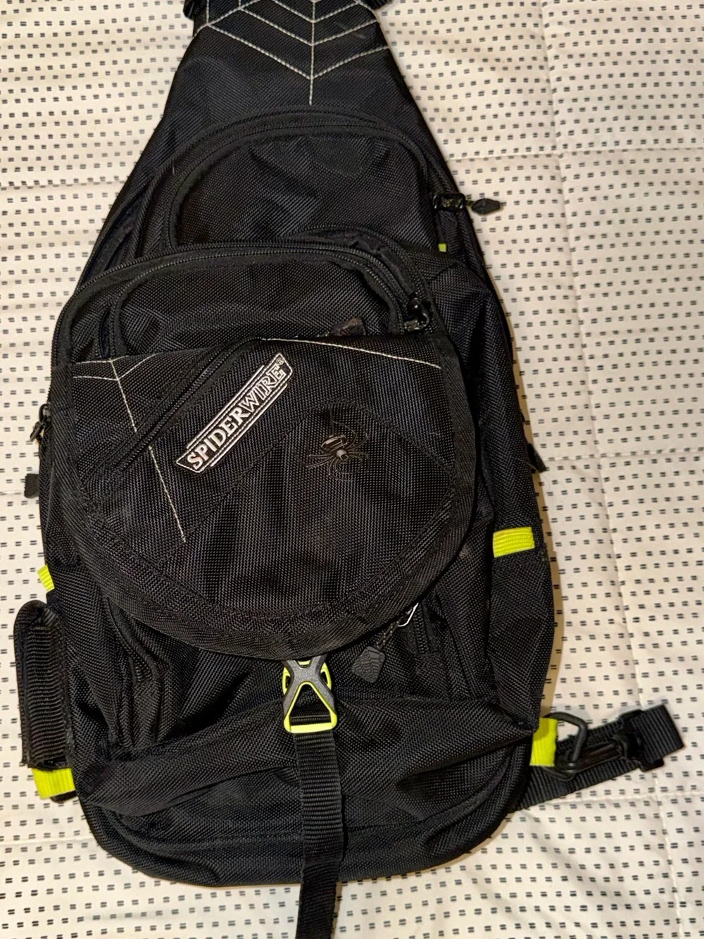 Spiderwire Sling Backpack Fishing Tackle Bag Black Crossbody Shoulder Pack